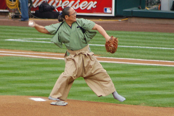 Masaharu Morimoto serves up the first pitch